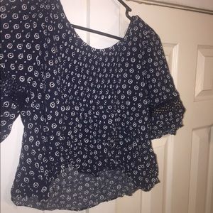American Eagle Flowy top